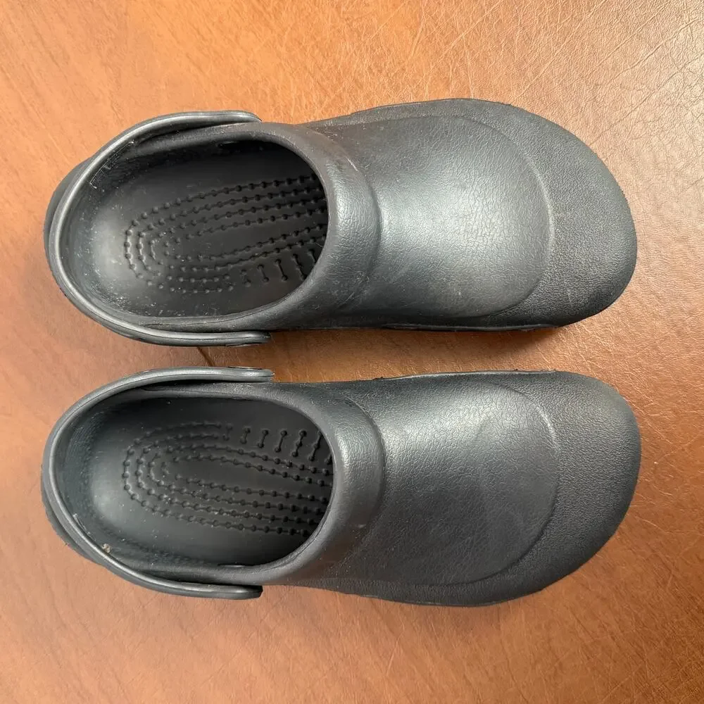 Classic Black Crocs Clogs Size M6 W9 Unisex | Comfortable Work or Casual Shoes